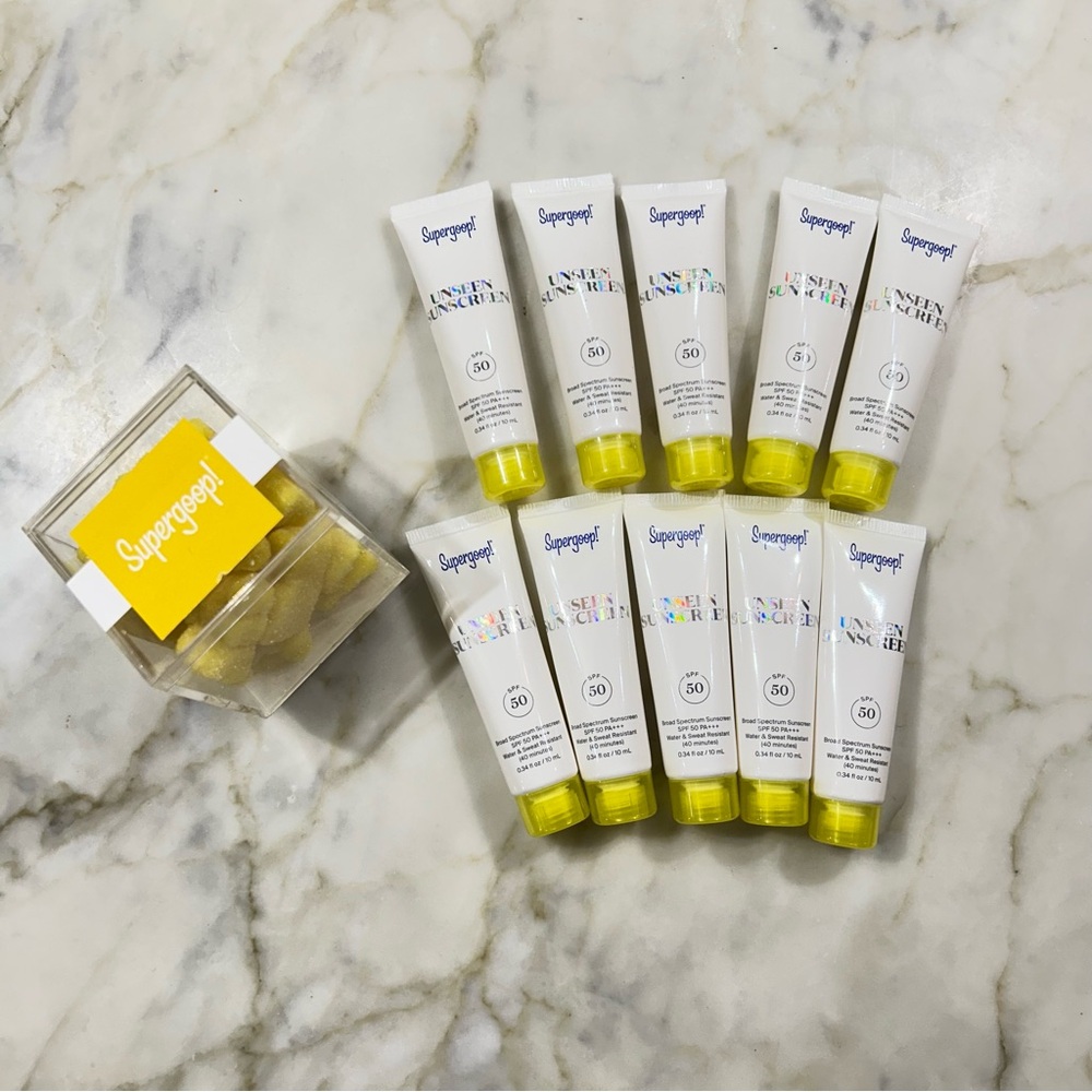10 X Supergoop! Sunscreen SPF 50 10 ml + limited edition gummies